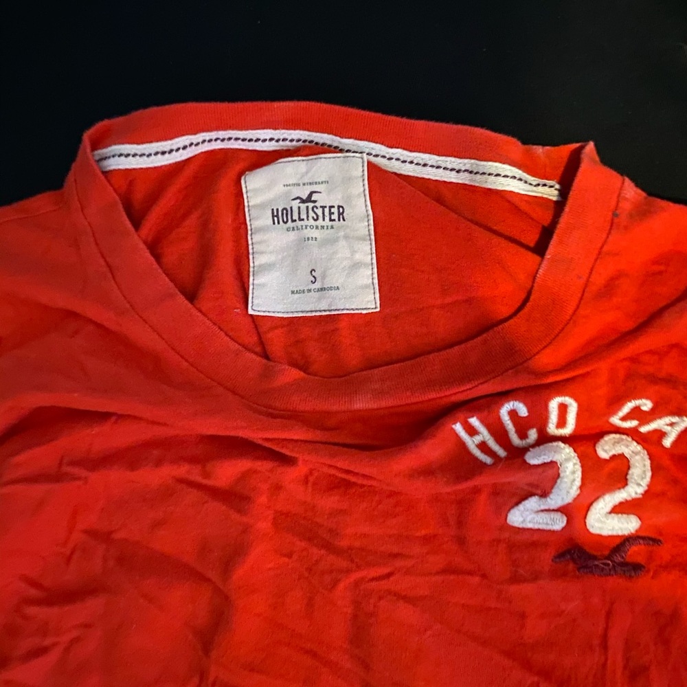 A small Red Long sleeve Hollister shirt